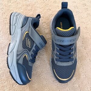Brand New Boys Skechers Kids' Navy & Gray Sneakers 13.5